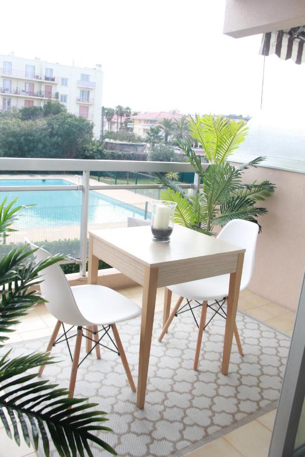Les Palmiers - Appartement Avec Piscine Proche Plages - Wifi Et Clim 앙티브 외부 사진